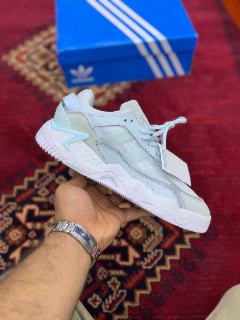 کتونی دخترانه و زنانه آدیداس نیت بال Adidas nate ball