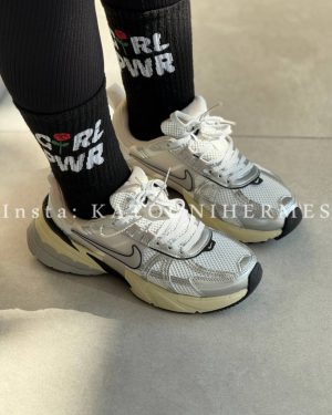 کتونی دخترانه و پسرانه نایکی وی تو کی ران nike v2k run