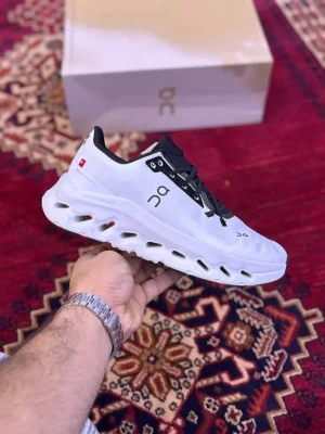 کتونی دخترانه آن رانینگ on running