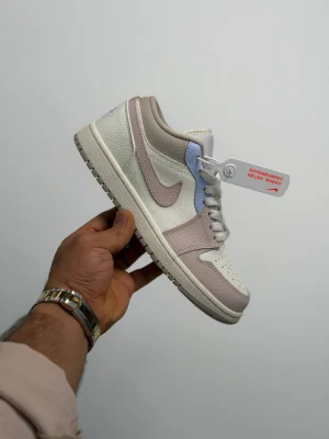 کتونی دخترانه نایکی جردن وان nike Jordan 1